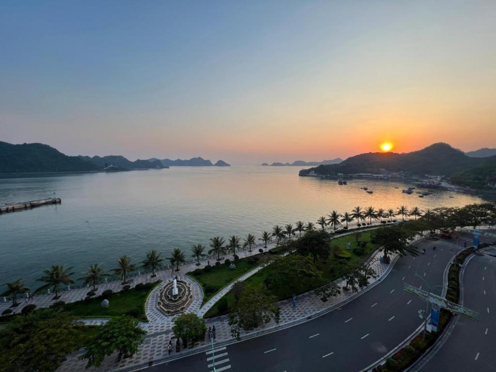 Thai Bao Hotel And Restaurant Chan Chau Экстерьер фото